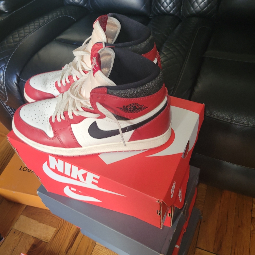 Air jordan1 retro high OG  Chicago  lost